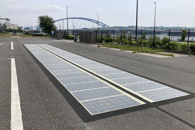 東京ベイeSG令和4年度先行プロジェクトで設置（電気は照明・サイネージに利用）